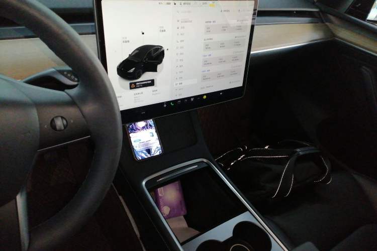 Used Tesla Model Y 2022 Rear-Wheel-Drive Version
