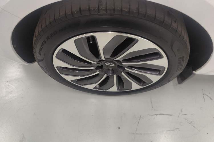 Used Hima AITO M5 2022 Range-Extended Rear-Drive Standard Version