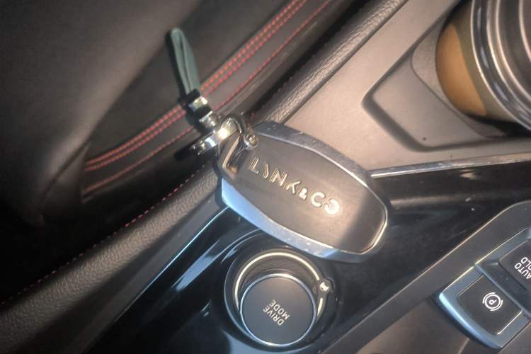 Used Lynk & Co 02 2018 2.0T DCT 4x4 Sport Pro Edition China V Standard
