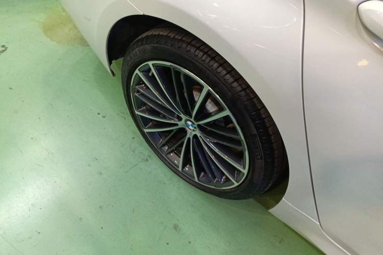 Used BMW 5 Series 2023 Restyled 530Li Leading Edition M Sport Package