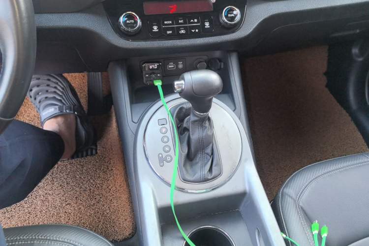 Used Kia Sportage R 2016 2.0L Automatic Two-Wheel Drive GLS Trim