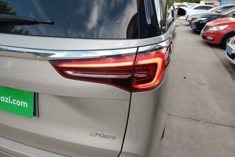 Used Buick GL8 2022 ES Landtrek 653T Luxury Edition