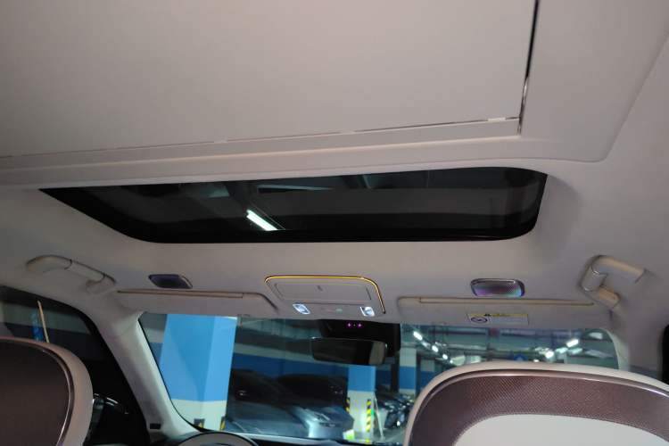 Used Lynk & Co 900 2025 2.0T Ultra