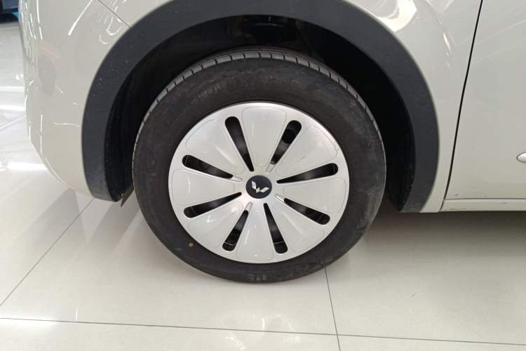 Used Wuling Bingo 2024 203km Light Edition
