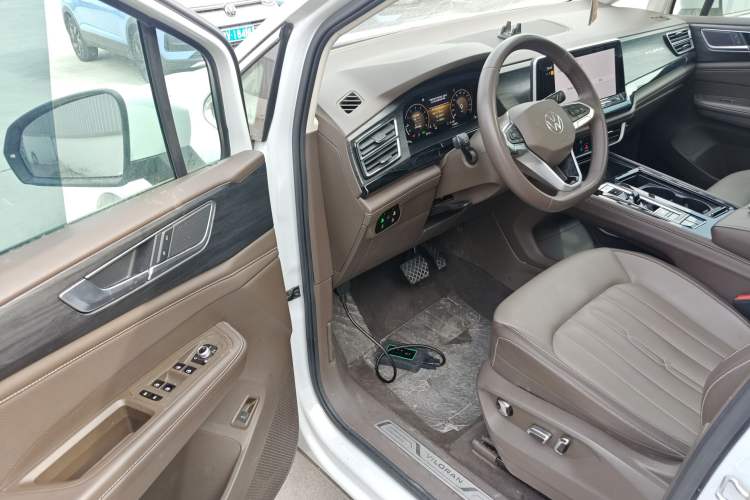 Used Volkswagen Viloran 2024 330TSI Luxury Edition