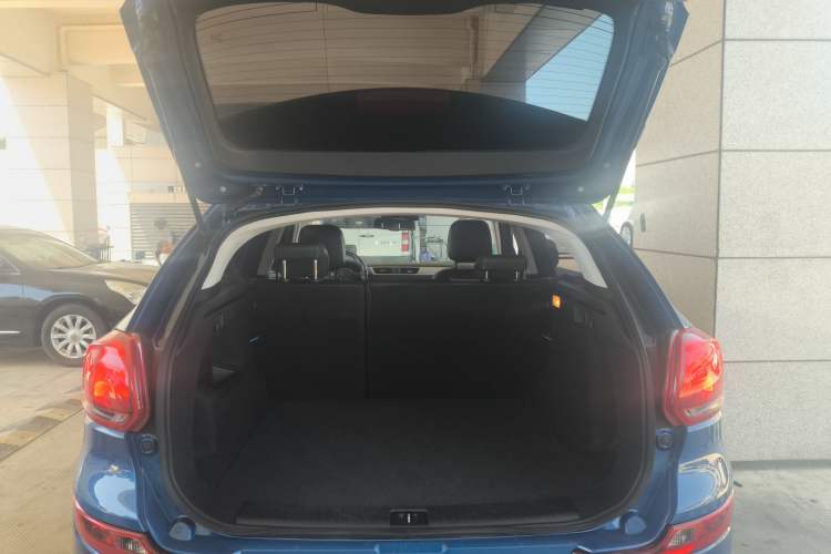 Used Qoros 5 2019 1.6T Automatic Zhiyun Connect (AliOS) Edition Prestige Model
