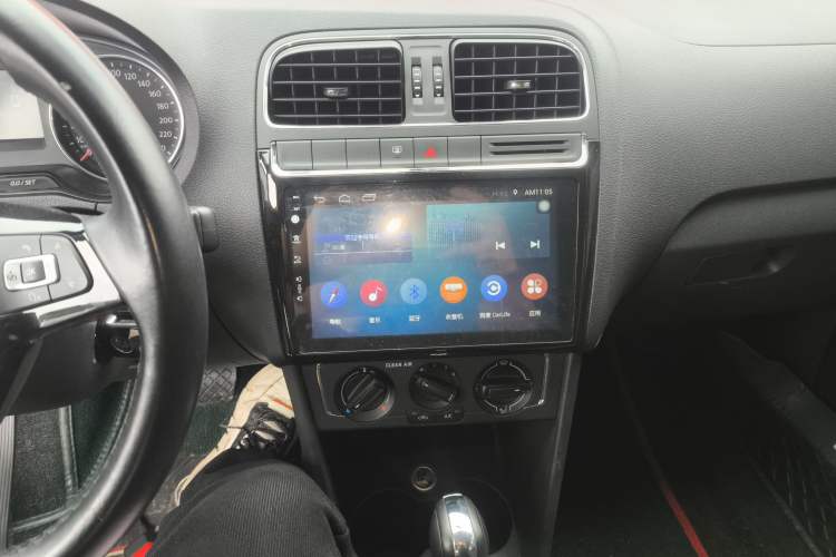 Used Volkswagen Polo 2016 1.6L Automatic Comfort Model
