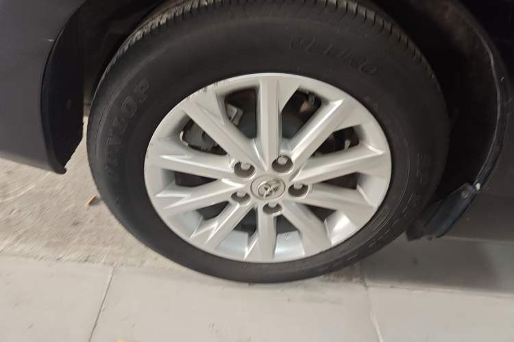 Used Toyota Camry 2016 2.0E 10th Anniversary Elite Edition