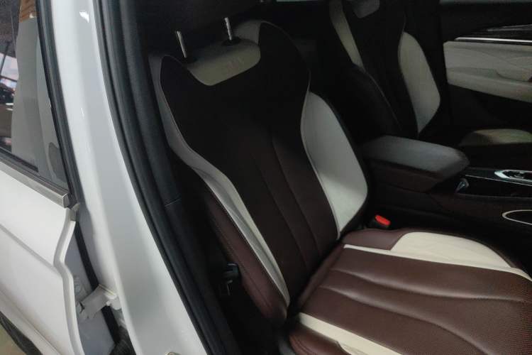 Used Geely Auto Monjaro L 2021 2.0TD DCT EVO Two-Wheel Drive Smart Luxury Version
