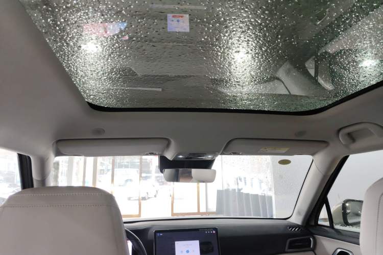 Used BYD Yuan UP 2025 Intelligent Driving Version 401 km Beyond-Range Edition