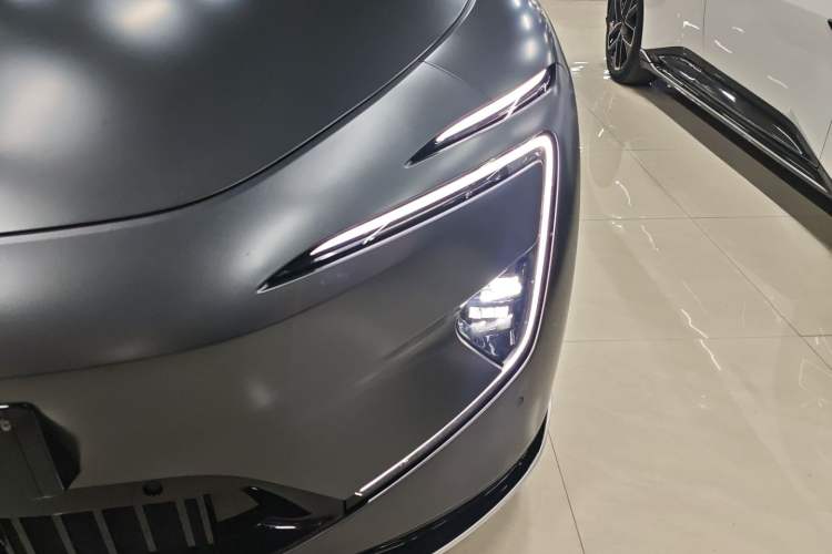 Used  12 2024 650 Three-Laser Four-Wheel Drive Performance Edition
