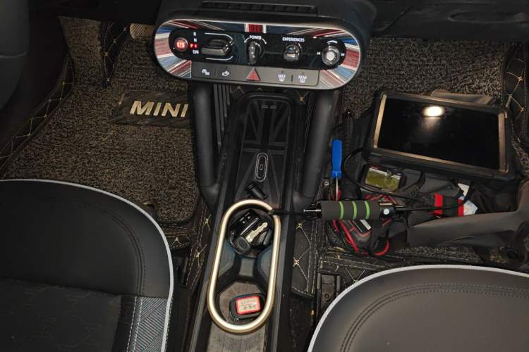 Used  Electric MINI COOPER 2024 456km COOPER E Classic Edition
