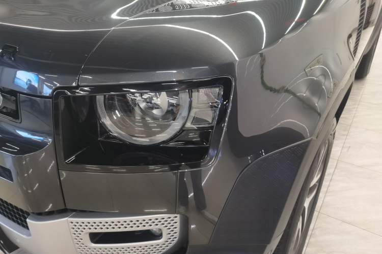 Used Land Rover Defender 2023 110 3.0T P400 Dark Edition
