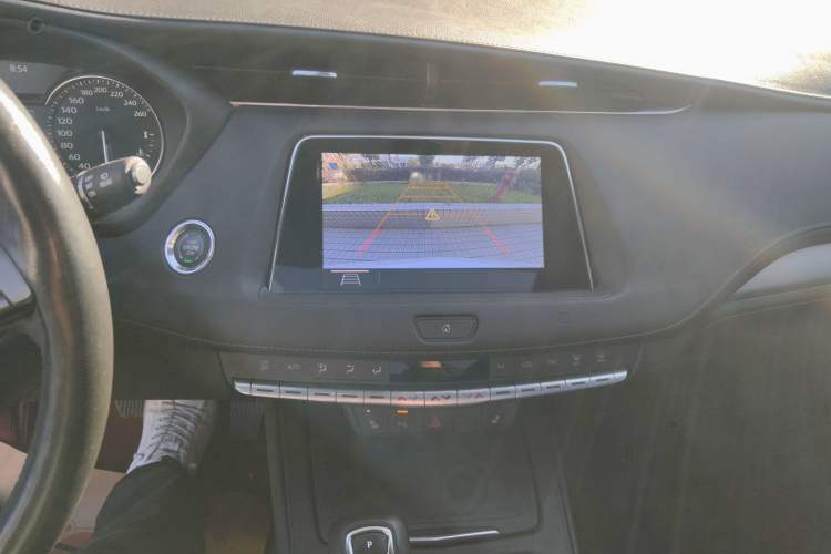 Used Cadillac XT4 2018 28T Two-Wheel Drive Leading Version
