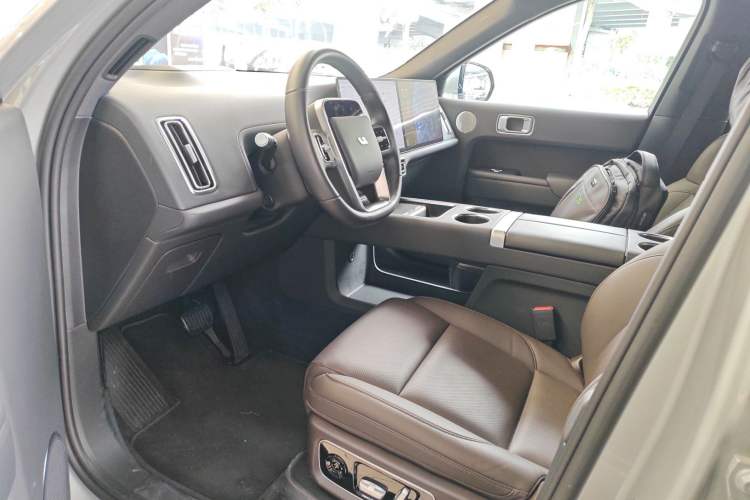 Used Li Auto L9 2022 Max model