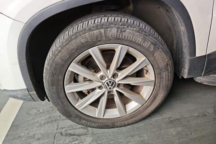 Used Volkswagen Tiguan 2016 280TSI Automatic Two-Wheel-Drive Silk Road Style Edition