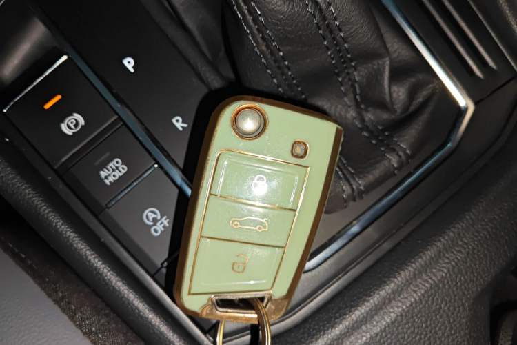 Used Volkswagen Lavida 2023 1.5L Automatic 5 Million Edition
