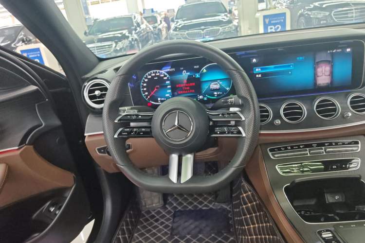 Used Mercedes-Benz E-Class New Energy 2022 Restyled E 350 e L Plug-in Hybrid Sports Sedan
