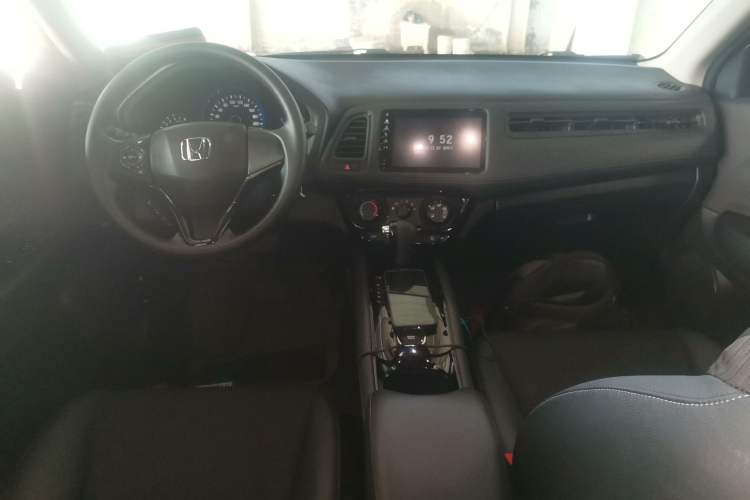Used Honda Vezel 2020 1.5L CVT Pioneer Edition

