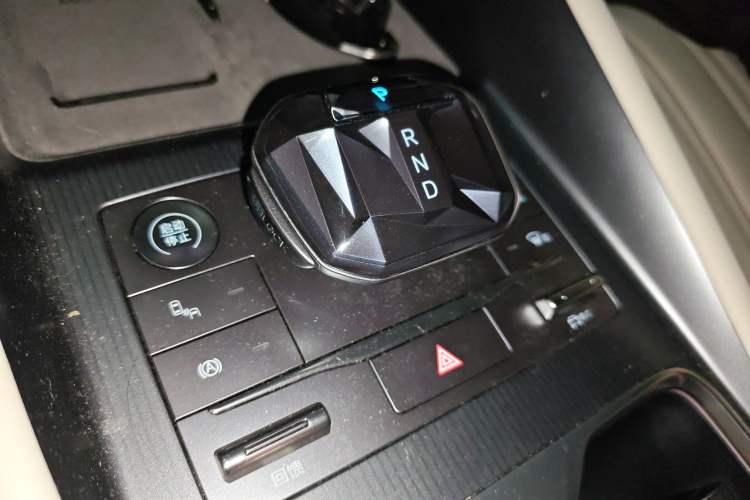 Used BYD Song L EV 2024 550 km Excellence Version
