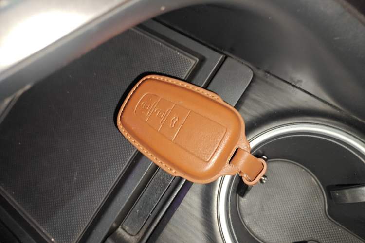 Used Toyota Camry 2021 2.5G Luxury Edition
