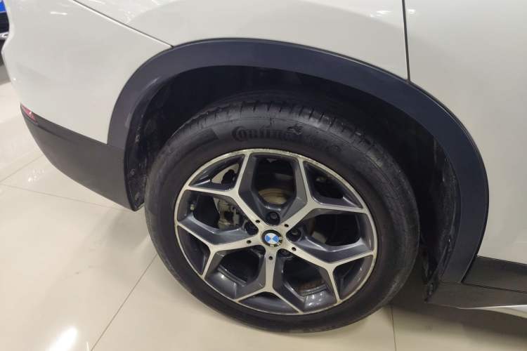 Used BMW X1 2018 sDrive18Li Luxury Model
