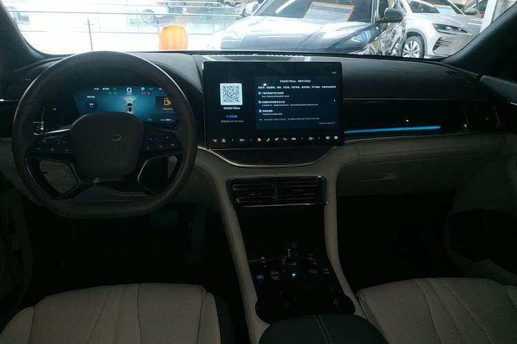 Used BYD Song PLUS New Energy 2025 DM-i Smart Drive 112KM Prestige Model
