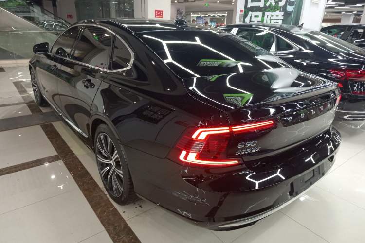 Used Volvo S90 2024 B5 Zhiyuan Luxury Edition