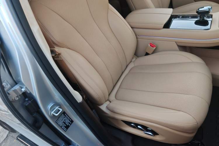 Used Hima AITO M7 2024 1.5T Intelligent Driving 4WD Max Edition 5 Seats
