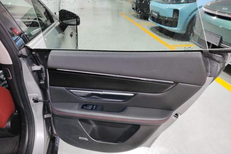 Used XPeng P7 2021 480E
