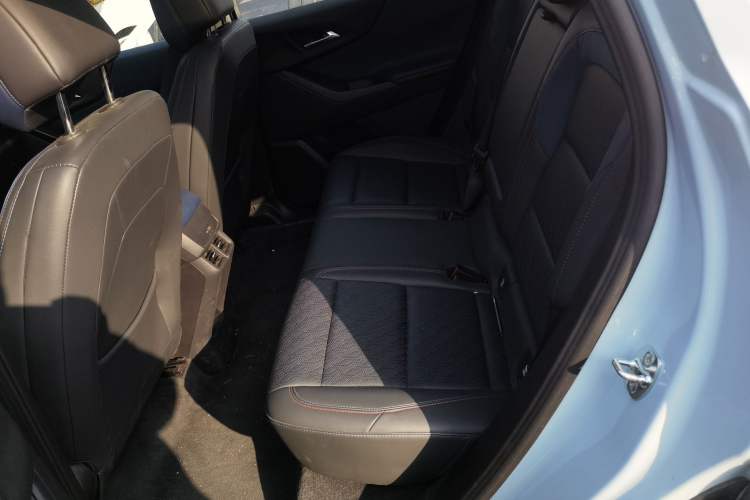 Used Chevrolet Equinox Plus 2024 102km RS Ultimate Edition