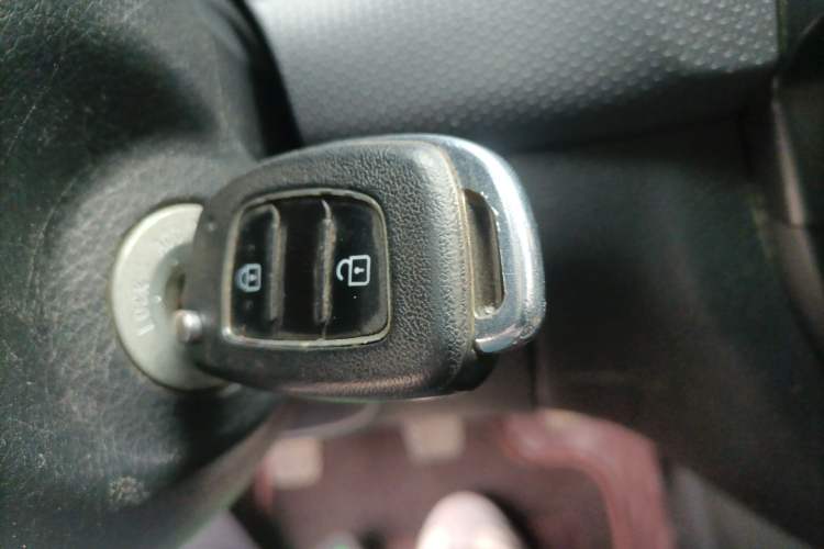 Used Hyundai Verna 2017 1.4L Manual Refreshed Version China VI Standard