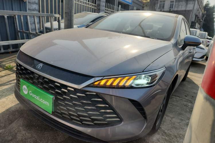 Used BYD Qin PLUS 2025 DM-i Smart Drive 55KM Leading Model
