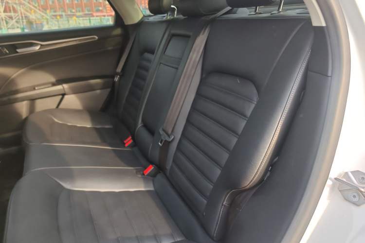 Used Ford Mondeo 2017 EcoBoost 180 Luxury Model
