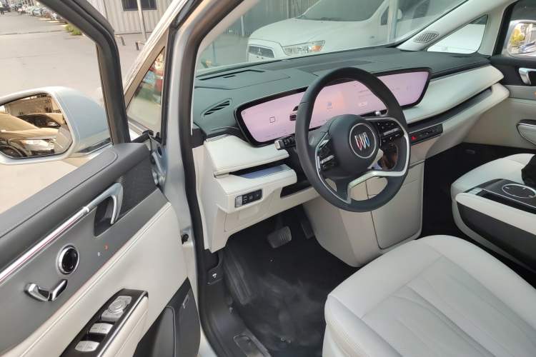 Used Buick GL8 New Energy 2024 Lu Zun Deluxe Edition 7-Seater
