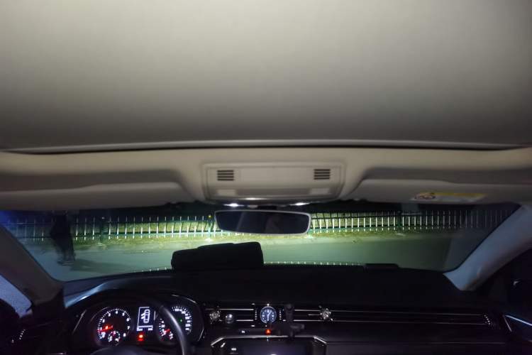 Used Volkswagen Magotan 2020 330TSI DSG Leading Model
