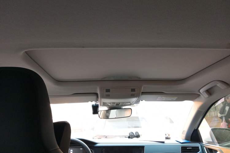 Used Volkswagen Lavida 2025 New Sharp 1.5L Outstanding New Vision Edition
