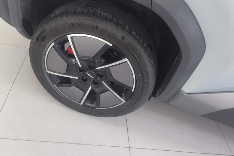 Used  Titanium 3 2025 501KM All-Wheel Drive Intelligent Driving Ultra Version