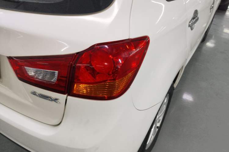 Used Mitsubishi ASX 2013 2.0L CVT Two-Wheel Drive Elite Edition