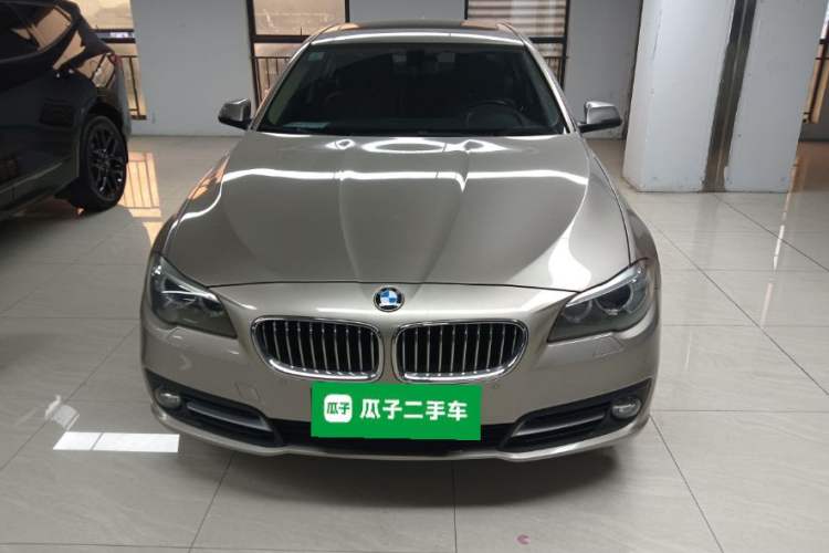 Used BMW 5 Series 2014 520Li Elegant Model

