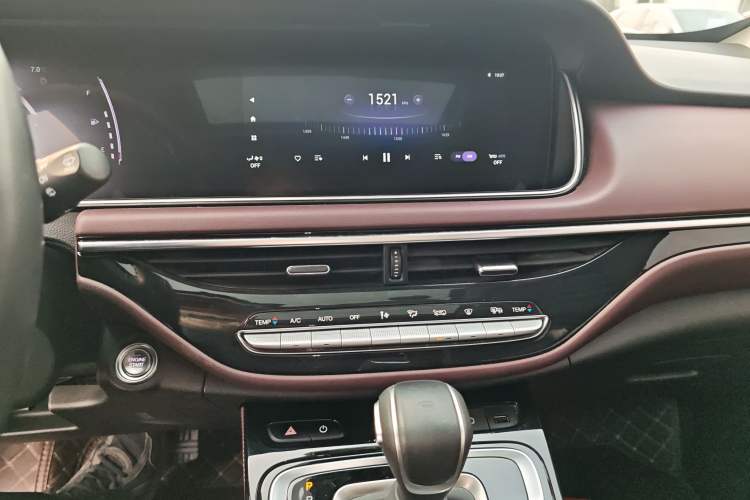 Used GAC Trumpchi M6 2023 PRO 270T DCT Luxury Edition