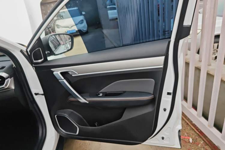 Used Geely Auto Coolray 2023 1.5T DCT Platinum Edition
