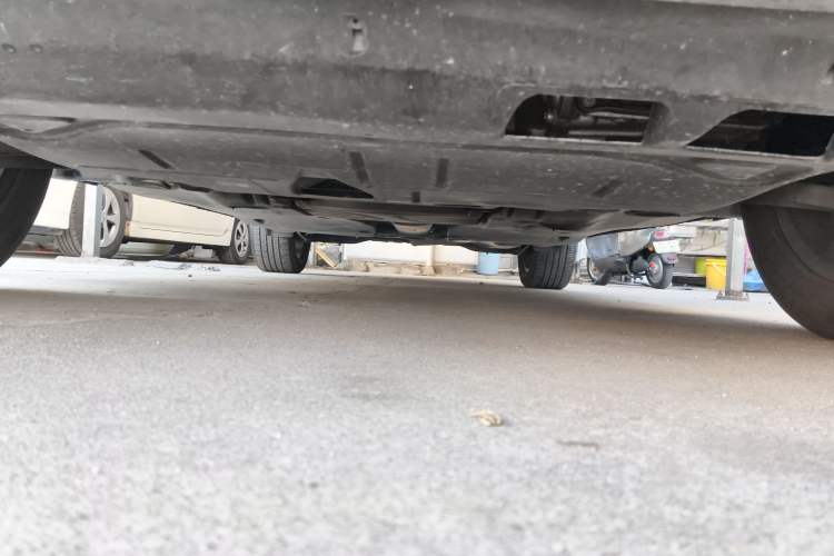 Used Volkswagen Tiguan L 2019 330TSI Automatic Two-Wheel Drive Panoramic Comfort Edition China VI Standard
