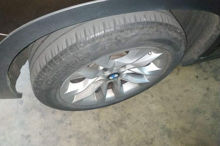 Used BMW X1 2014 sDrive18i Leading Model
