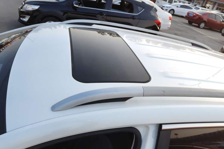 Used Roewe Ei5 2018 Internet Luxury Edition
