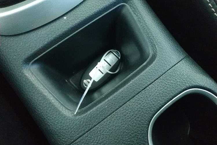 Used Nissan Tiida 2019 1.6L CVT Smart Drive Version China VI Standard