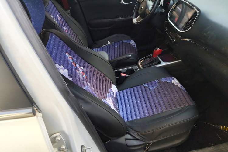 Used Kia KX3 2015 1.6T Automatic Two-Wheel Drive DLX
