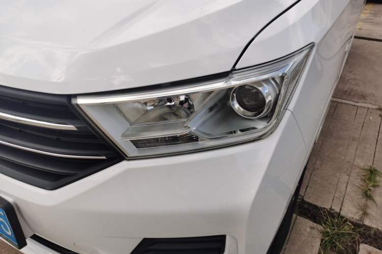 Used Wuling Hongguang 2019 1.5L S Comfort Edition China VI LAR
