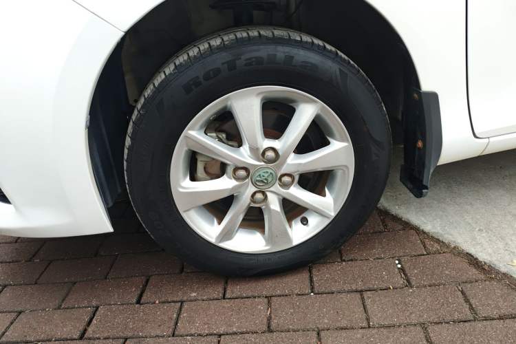 Used Toyota YARiS L Zhi Xian 2014 1.3E Manual Charm Edition