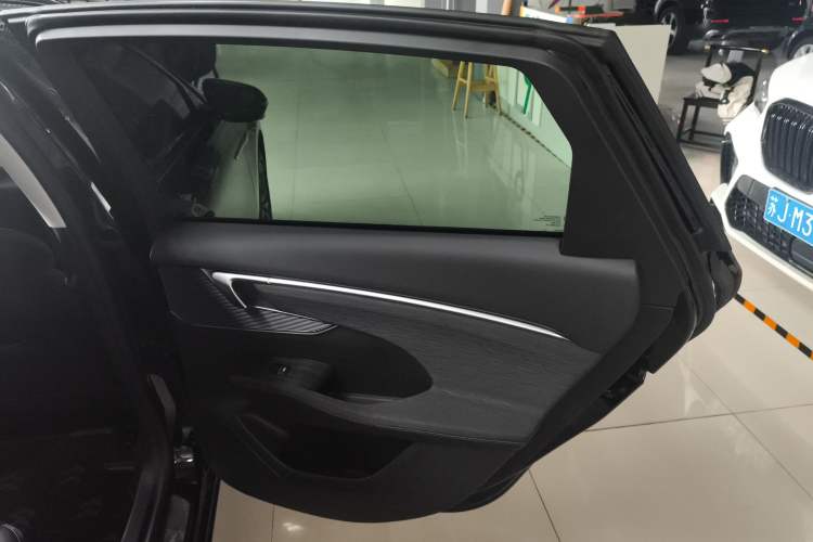 Used Buick LaCrosse 2025 28T Platinum Edition
